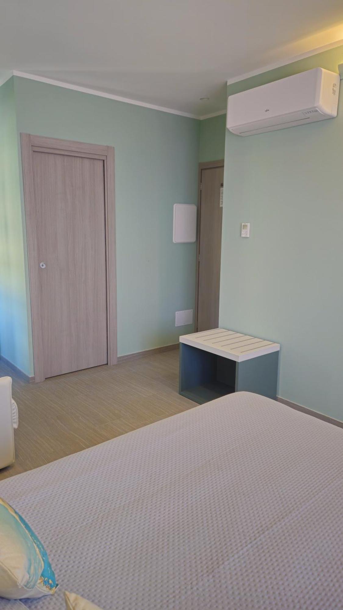 Real Rooms Dalia Λα Σπέτσια Εξωτερικό φωτογραφία
